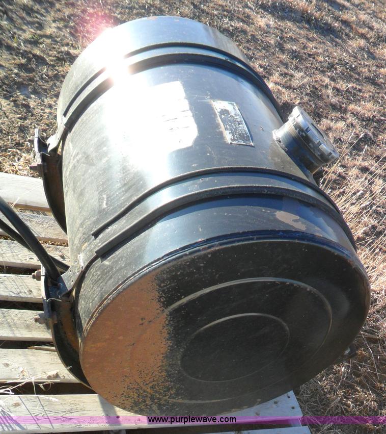 image for item A1985 50 gallon round fuel tank