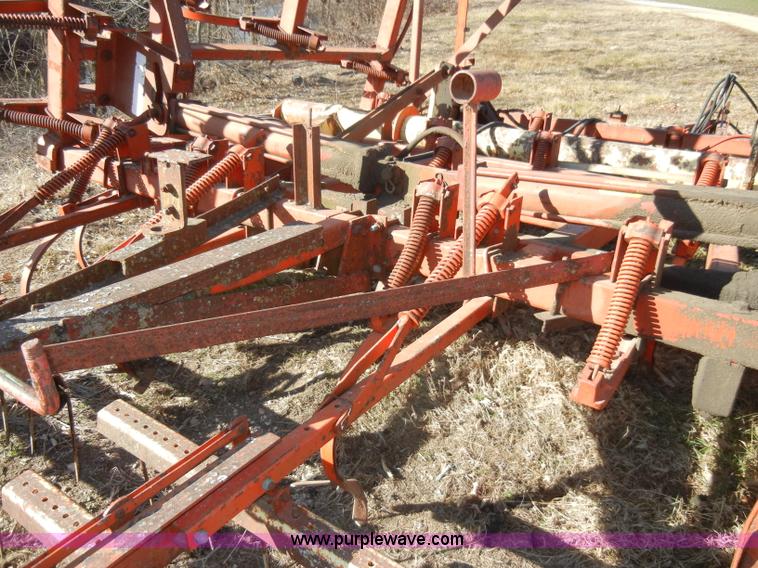 image for item A3477 Krause 4129 28' field cultivator