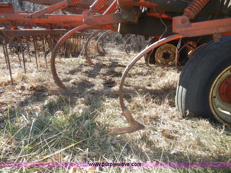 image for item A3477 Krause 4129 28' field cultivator