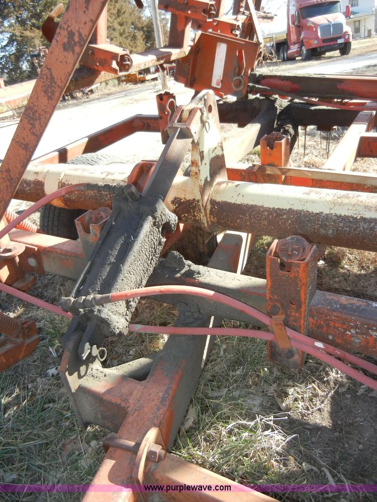 image for item A3477 Krause 4129 28' field cultivator