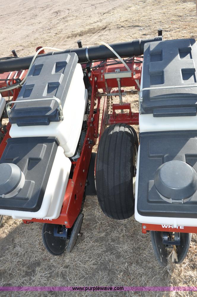 image for item A5842 White 6700 8 row planter