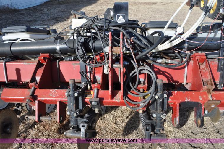 image for item A5842 White 6700 8 row planter