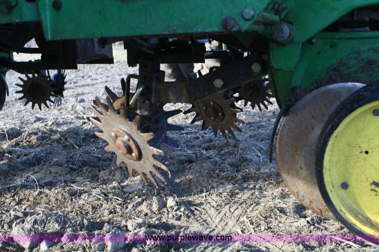 image for item A6730 John Deere 7200 12 row planter