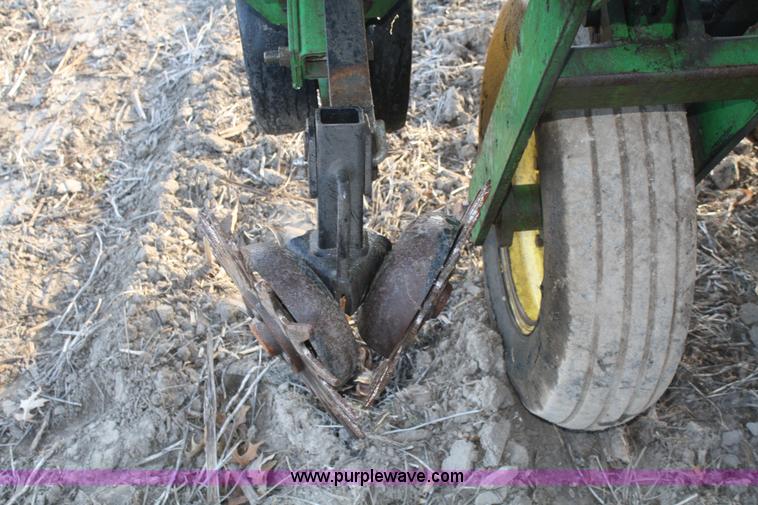 image for item A6730 John Deere 7200 12 row planter
