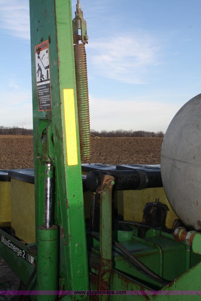 image for item A6730 John Deere 7200 12 row planter