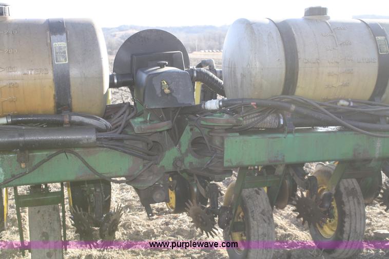 image for item A6730 John Deere 7200 12 row planter