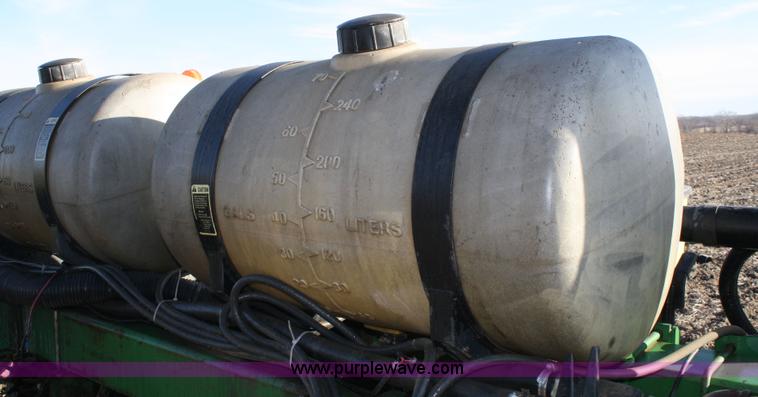 image for item A6730 John Deere 7200 12 row planter