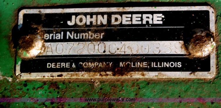 image for item A6730 John Deere 7200 12 row planter