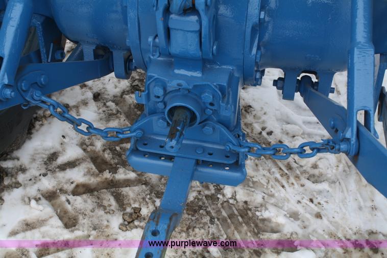 image for item A6993 1989 Ford 340 industrial tractor