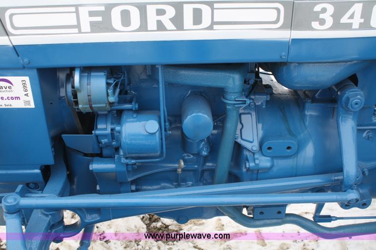image for item A6993 1989 Ford 340 industrial tractor