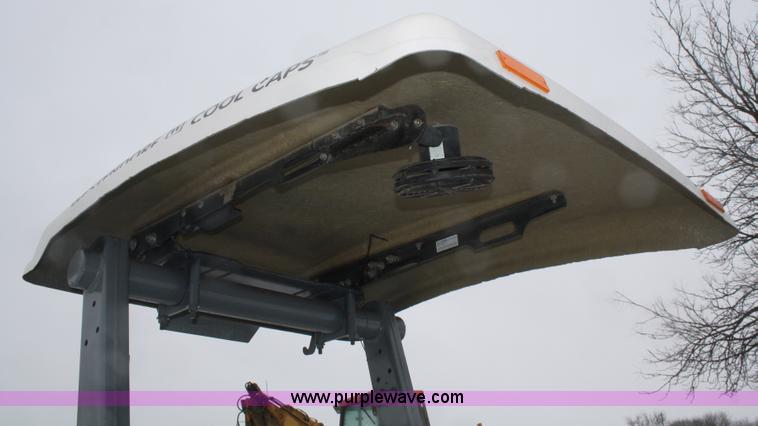 image for item A6993 1989 Ford 340 industrial tractor