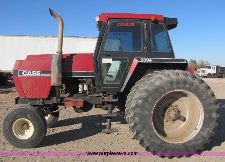 image for item B2128 1984 Case IH 2394 tractor