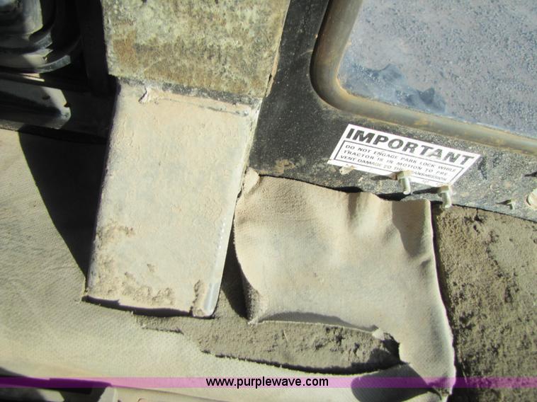 image for item B2128 1984 Case IH 2394 tractor