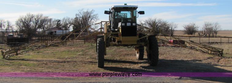image for item B2197 1998 Ag-Chem RoGator 854 sprayer