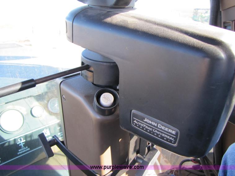 image for item B2197 1998 Ag-Chem RoGator 854 sprayer