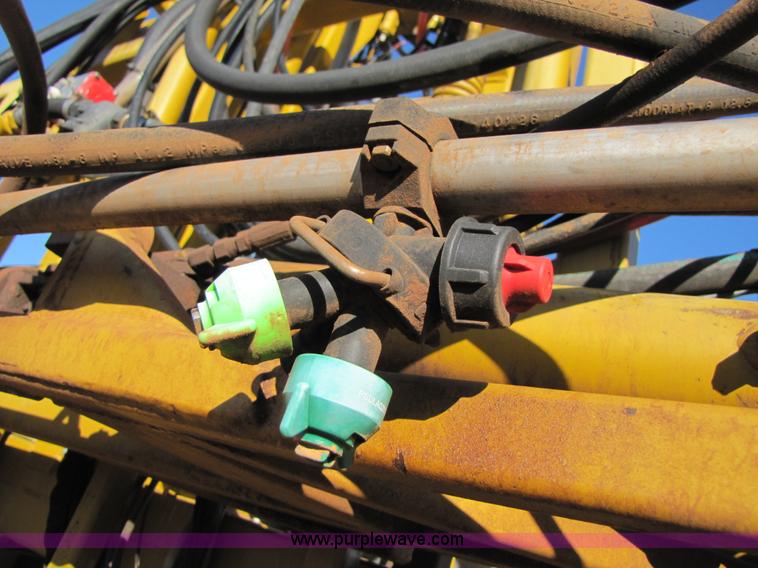 image for item B2197 1998 Ag-Chem RoGator 854 sprayer