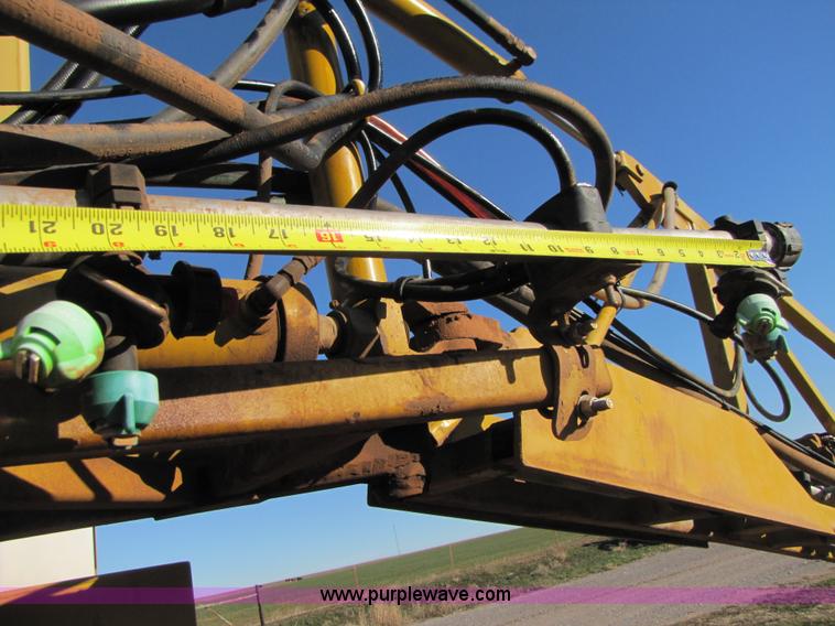 image for item B2197 1998 Ag-Chem RoGator 854 sprayer