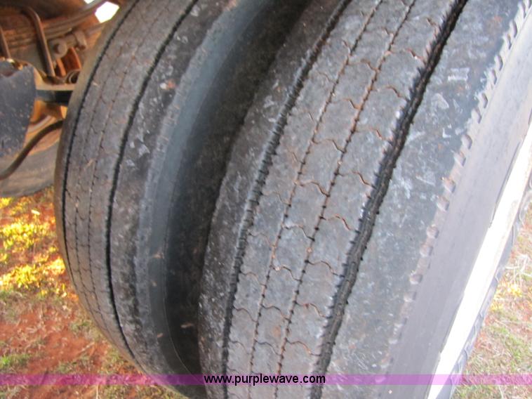 image for item B2201 2005 shop built 28' double hopper grain trailer