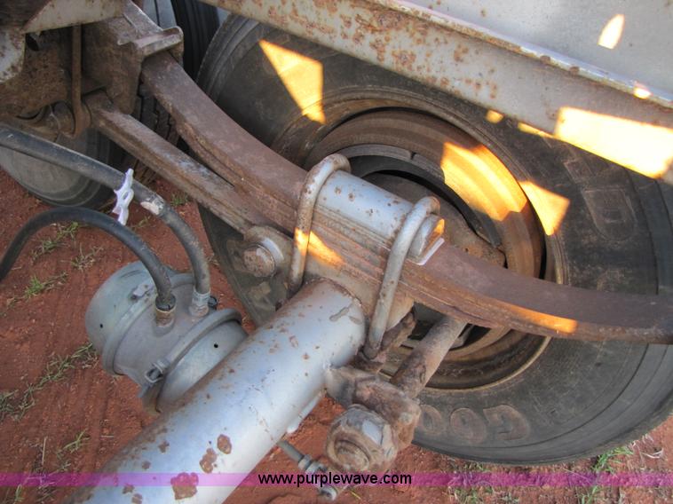 image for item B2202 Dual tandem axle converter dolly