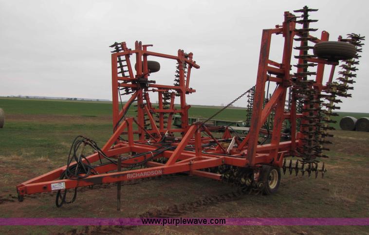 image for item B2206 Richardson 30' mulch treader picker