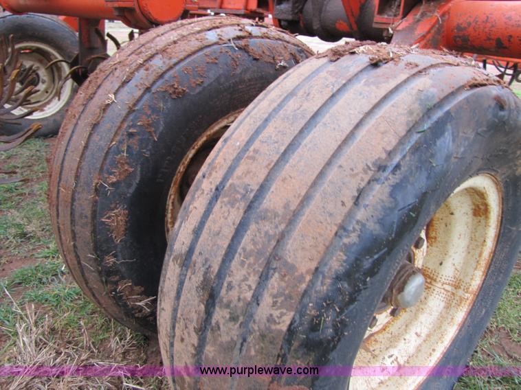 image for item B2206 Richardson 30' mulch treader picker