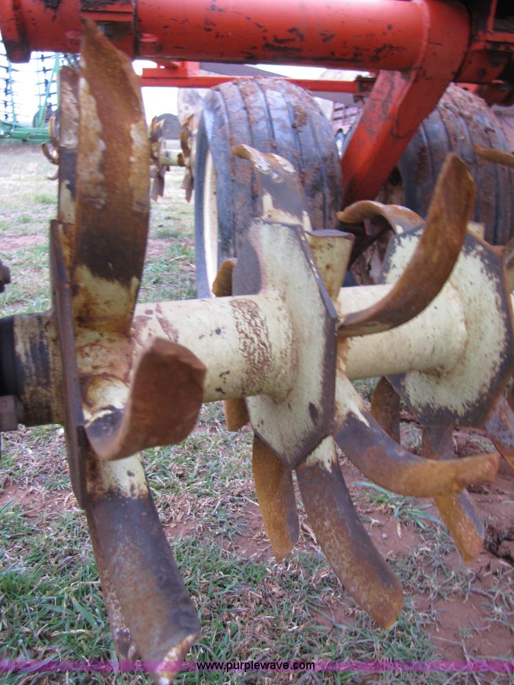 image for item B2206 Richardson 30' mulch treader picker