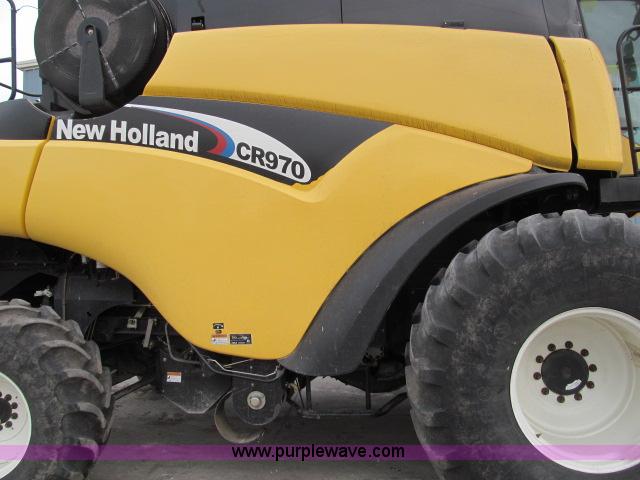 image for item B5093 2006 New Holland CR970 twin rotor combine