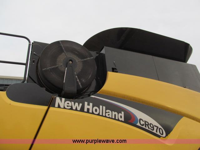 image for item B5093 2006 New Holland CR970 twin rotor combine
