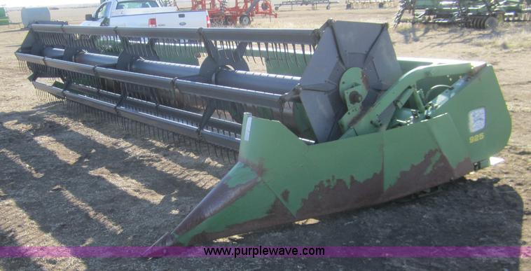 image for item B5597 1990 John Deere 925 flex head