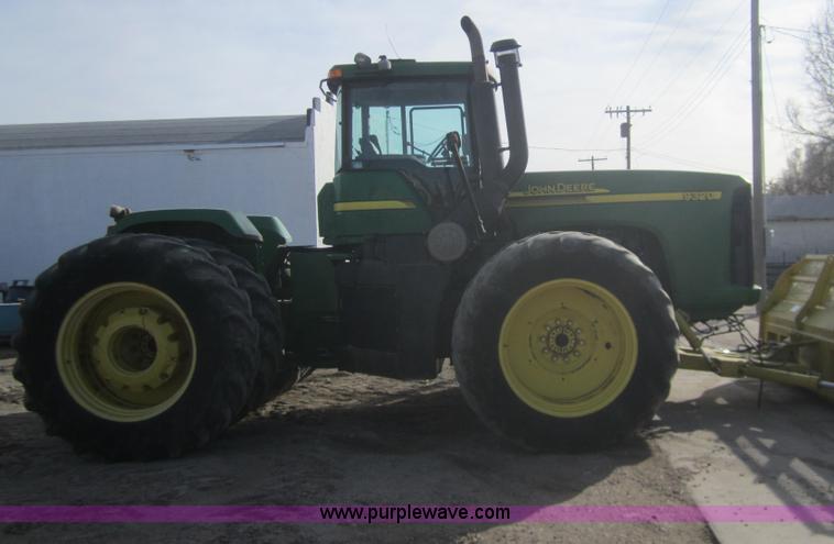 image for item B5613 2002 John Deere 9320 4WD tractor