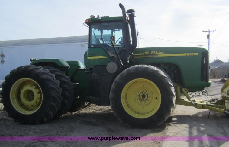 image for item B5613 2002 John Deere 9320 4WD tractor