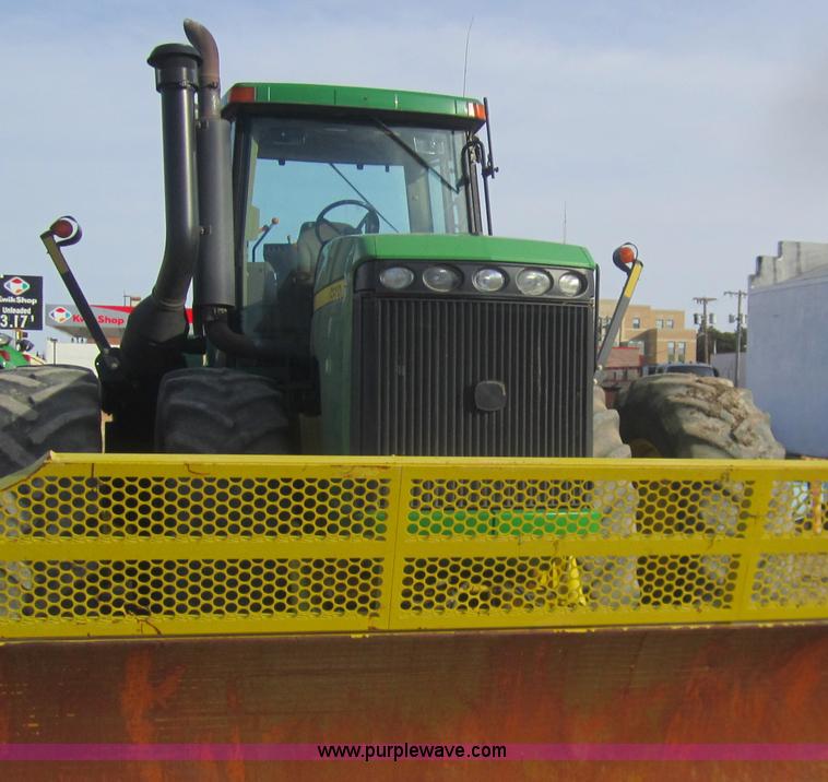 image for item B5613 2002 John Deere 9320 4WD tractor