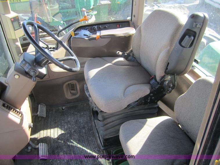 image for item B5613 2002 John Deere 9320 4WD tractor