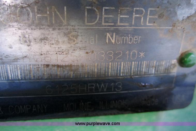 image for item B5613 2002 John Deere 9320 4WD tractor