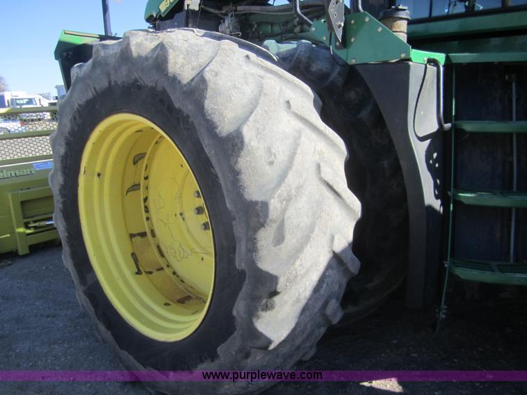 image for item B5613 2002 John Deere 9320 4WD tractor