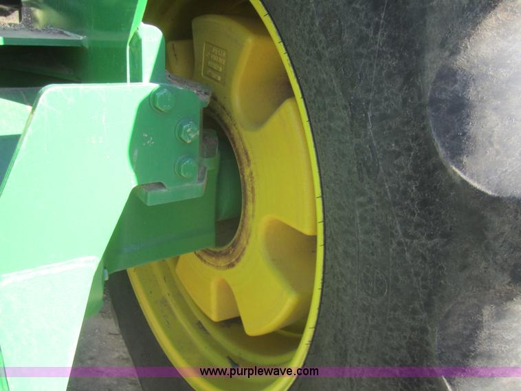 image for item B5613 2002 John Deere 9320 4WD tractor