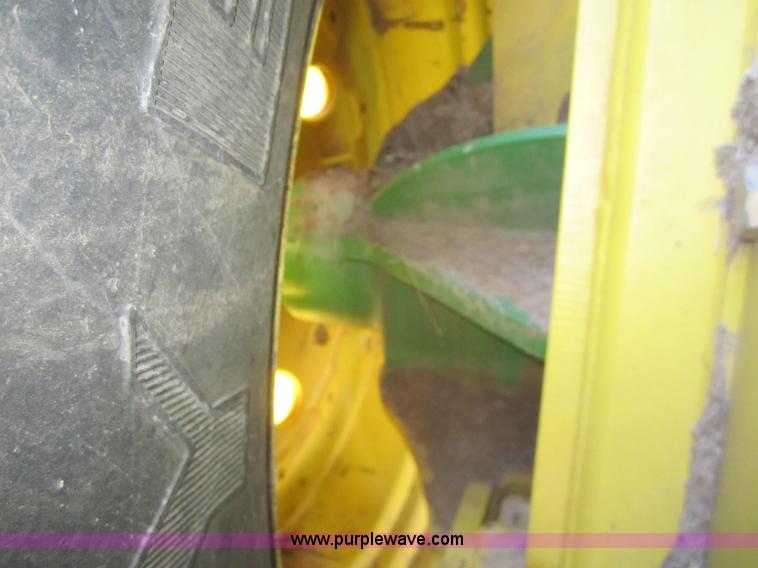 image for item B5613 2002 John Deere 9320 4WD tractor