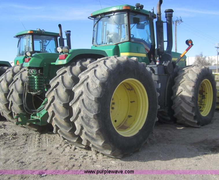 image for item B5614 2001 John Deere 9400 4WD tractor