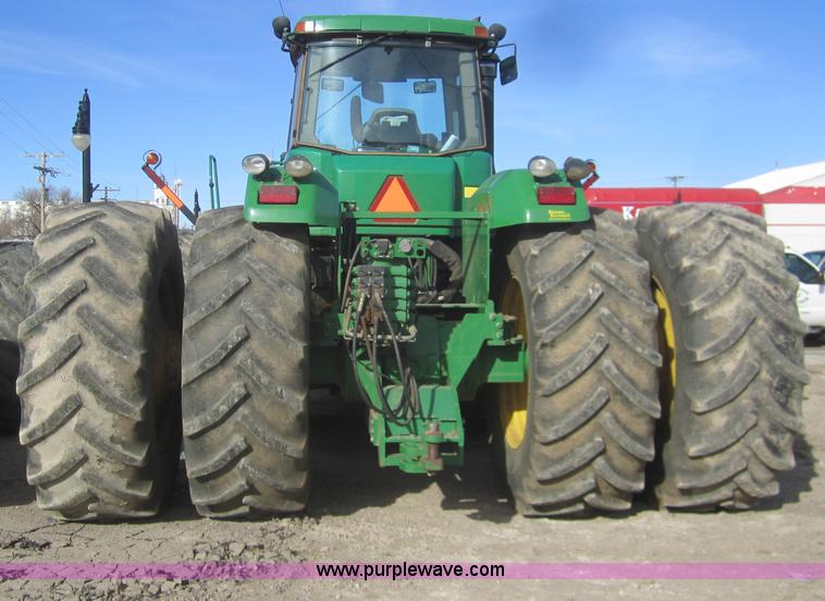 image for item B5614 2001 John Deere 9400 4WD tractor