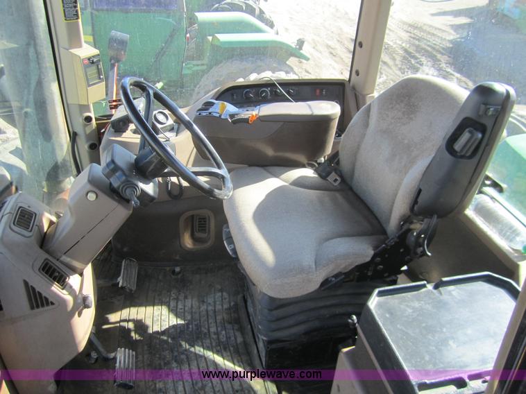 image for item B5614 2001 John Deere 9400 4WD tractor