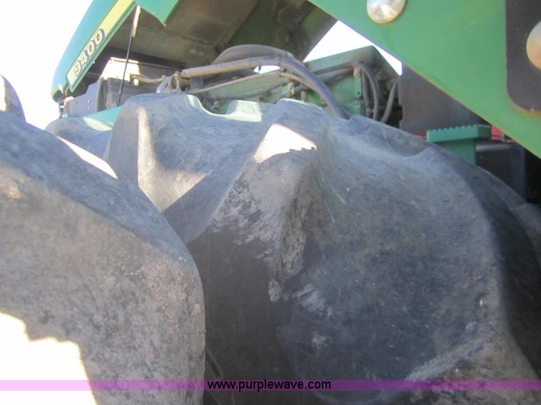 image for item B5614 2001 John Deere 9400 4WD tractor