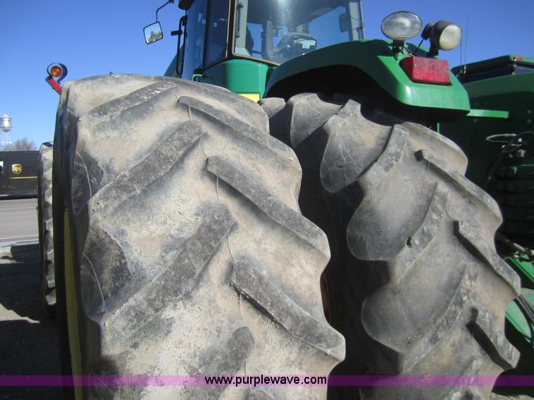 image for item B5614 2001 John Deere 9400 4WD tractor