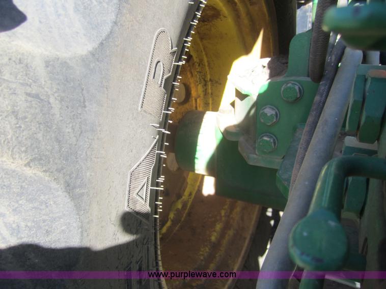 image for item B5614 2001 John Deere 9400 4WD tractor