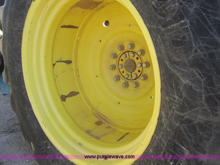 image for item B5614 2001 John Deere 9400 4WD tractor