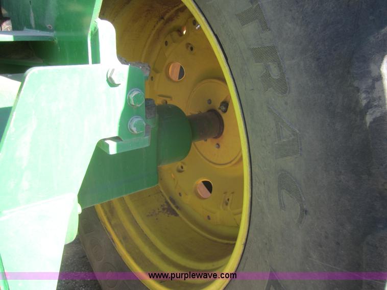 image for item B5614 2001 John Deere 9400 4WD tractor