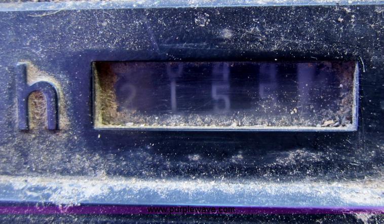 image for item B5615 1982 John Deere 8650 4WD tractor