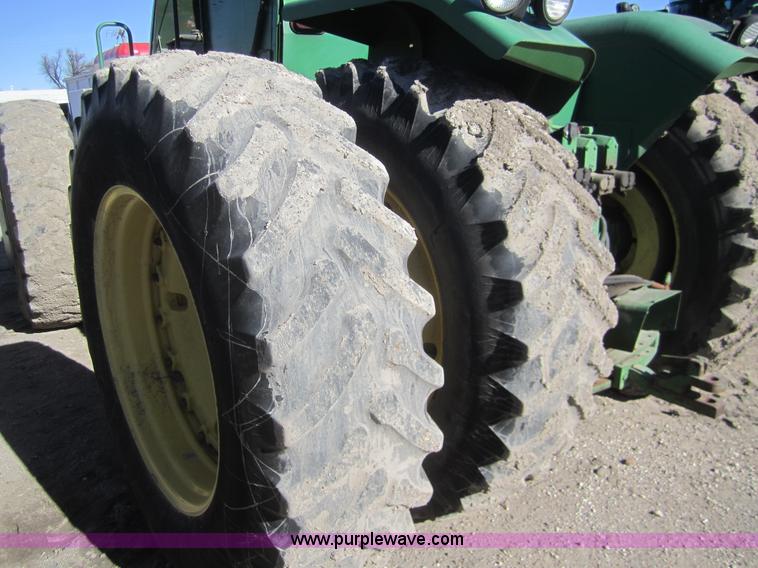 image for item B5615 1982 John Deere 8650 4WD tractor