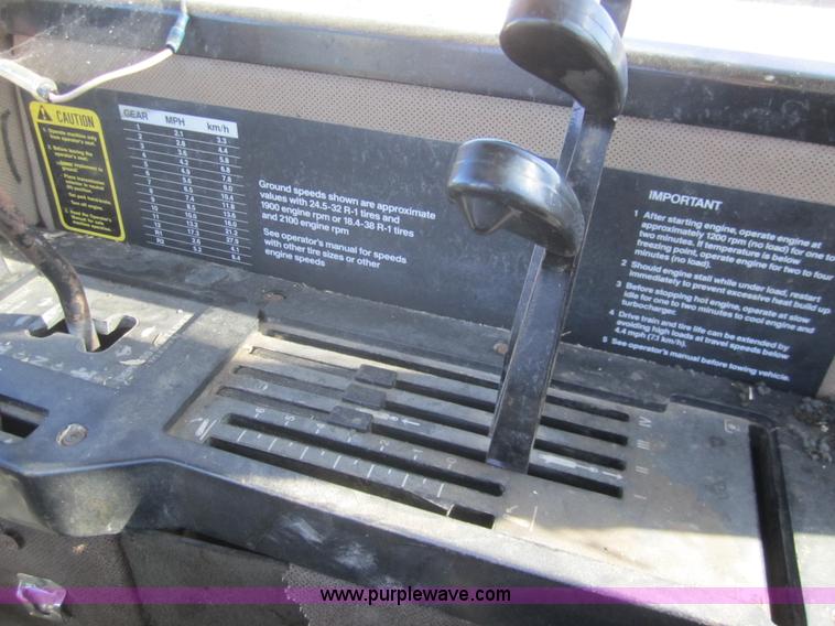 image for item B5616 1990 John Deere 8960 4WD tractor