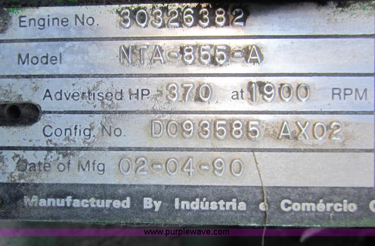 image for item B5616 1990 John Deere 8960 4WD tractor