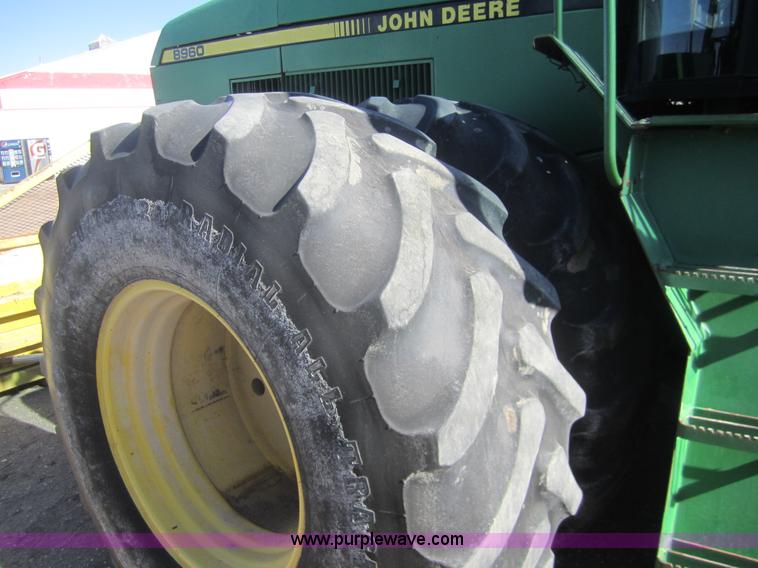 image for item B5616 1990 John Deere 8960 4WD tractor